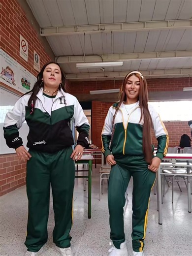 Andamos clean😝😝😝 #once #prom #2026 #baile