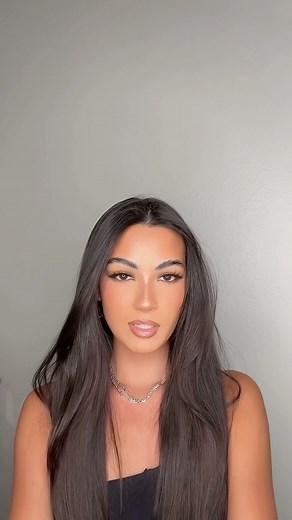 Sarah Butler on Instagram: "tried a new transition 👀 how’d I do?? Makeup look will be on my TikTok tonight 🫶🏼"