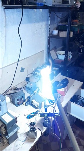 4.2kV Unballasted resonant ARC (2x MOT in series) #experiment #microwavemagic #plasma #microwave