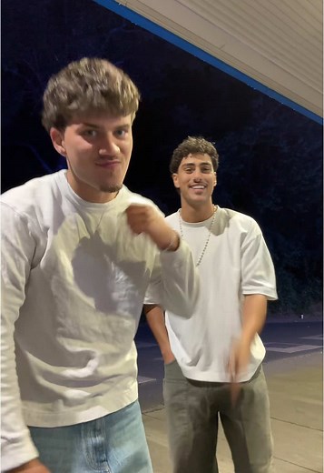 Dançando com Amigos no Brasil