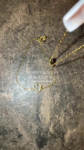 Affordable, dainty & cute matching mommy and me bracelet set🫶🏻 #braceletset #mommyandme