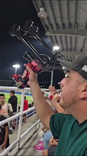 150DB Train Horn That's Taking Over Social Media