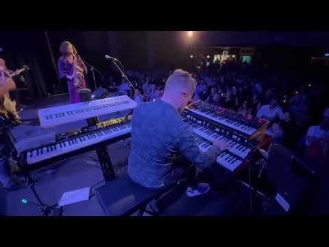 Young Lust - Pink Floyd (Keyboard Cam)