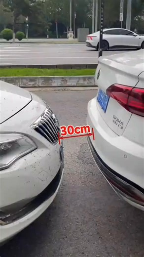 48K views · 500 reactions | Master Safe Distance in Seconds #carhacks #clippers #knowledge #driving #learning #driving #skills #tips #knowledge #fpy #driver #hyper | Driver Hyper | Facebook