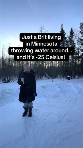 Just a Brit living in Minnesota throwing water around.. and it’s -25 Celsius! #winter #minnesota #english #british #snow