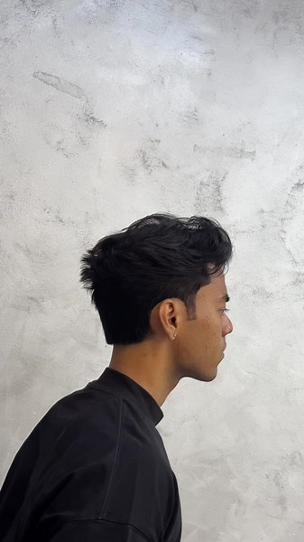 Classic Graduation Hairstyle Tutorial for Men