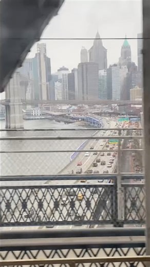 Amazing NYC View from Manhattan Bridge Train |Brooklyn Bridge & East River #shorts #manhattanbridge