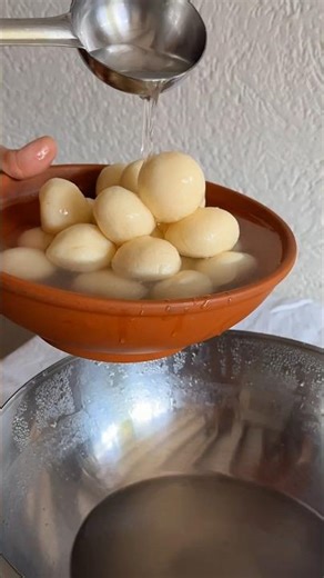 রসগোল্লা | Rosogulla | Authentic Bengali Rasgulla Sweet at Home