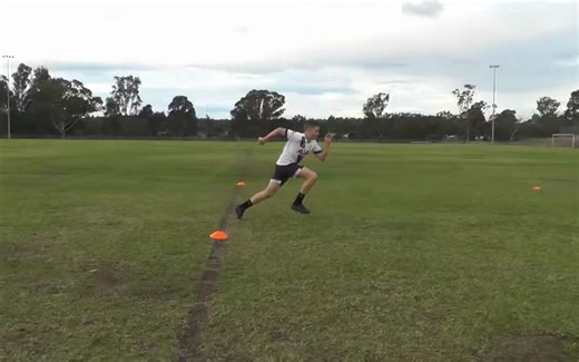 90°变向，外侧脚蹬地变向 COD Outside Edge Push Crossover step