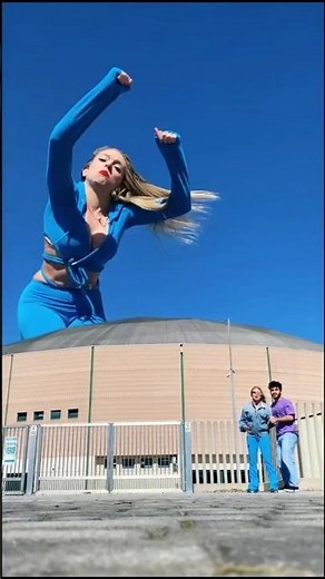 How? Tutorial? Inspired by #shorts #vfx #visualeffects #cgi #3d #visualeffects