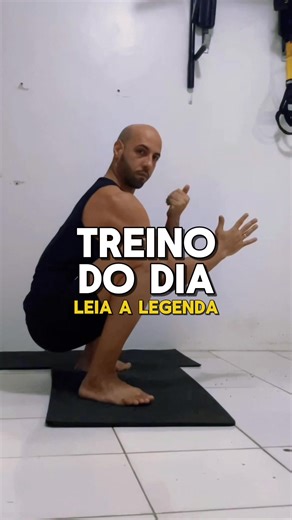🔥 Destrave seu quadril para capoeira em casa: Sugestão de treino para ser feita de 3 à 5 dias na semana a depender da sua dificuldade. ➡️ Para cada exercício foram feitas 10x repetições para cada lado, exceto a borboleta dinâmica que teve 1min de repetições e a borboleta isométrica que foi de 20seg para cada lado. 🧠 Salve esse treino para fazer e melhore sua performance em até 10x mais em golpes, esquivas e acrobacias #capoeira #capoeiramobilidade #mobilidade #mobilidadededequadril #capoeiraco