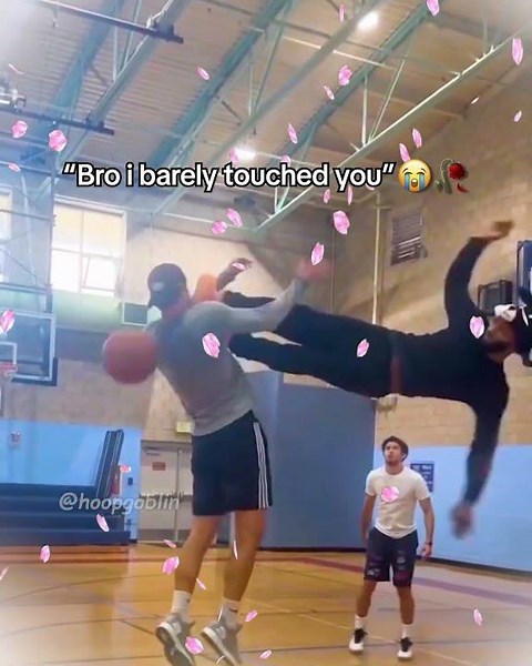 “Shoot for it” 😭🙏 #basketball #basketballmemes