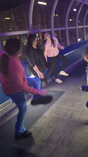 Breaks at the CHEER COMP...🤸‍♀️❤️💃