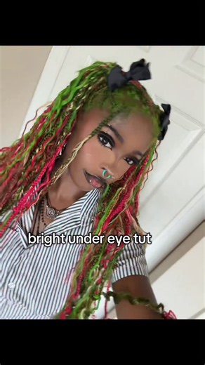 Iman🧚🏿 on Instagram: "rawr!! * @elfcosmetics @wetnwildbeauty @makeuprevolution @realtechniques @maybelline * * #makeuptutorial #alternative #altmakeup #blackmakeup"