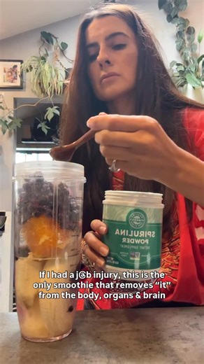 Consume daily!! Comment “supplements” to grab my links and codes 💾 save this for later & share with anyone you know XO 😘 Medical Medium Heavy Metal Detox Smoothie Recipe Ingredients: 2 bananas 2 cups frozen or fresh wild blueberries, or 2 ounces pure wild blueberry juice, or 2 tablespoons pure wild blueberry powder 1 cup tightly packed fresh cilantro 1 teaspoon barley grass juice powder 1 teaspoon spirulina 1 tablespoon Atlantic dulse or 2 dropperfuls Atlantic dulse liquid 1 orange, juiced 1⁄2