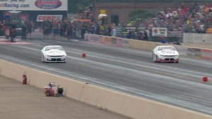 Greg Anderson arrived at the lead spot in Pro Stock qualifying with a 6.592 and 207.69 mph in his Summit Racing Equipment/HendrickCars.com car yesterday at the Summit Racing Equipment NHRA Nationals at Summit Motorsports Park in Norwalk, Ohio. He and his car are commanding attending with a special Summit Racing Equipment wrap. For information about the event and tickets, click https://summitmotorsportspark.com/events/21381 or call 419-668-5555. Mary Lendzion Summit Motorsports Park Media & Publi