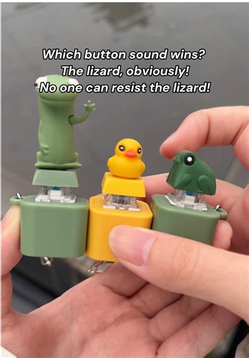 Lizard is the cutest one! 🫢🤩🦎lizard lizard! No one can resist.. #lizardlizardlizard #lizardmeme #lizardbutton #funny #fyp