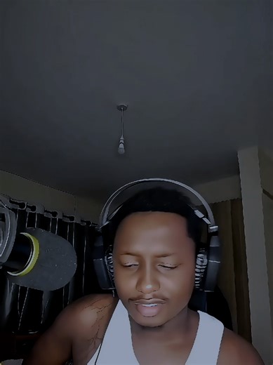 mnapenda sana mshene huku njee.... @Mitchelle 🦋 sorry for using your clip 🙃😁