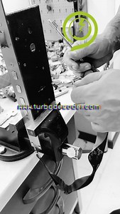 🔐 Unlock precision with the DM Decoder for Ezcurra 5x5 dual systems! Designed for professional locksmiths, this tool offers clean, damage-free openings and a manual self-impression system for accurate decoding 🛠️. No anti-pick cuts? No problem — the DM Decoder gets the job done fast and smooth. 📦 Full kit included: 5x5 pin decoder, spare pins, tension handles, and a pro carry case. 🚀 Level up your toolkit today at: turbodecoder.com #LocksmithLife #LocksmithTools #DMDecoder #Ezcurra #TurboDec