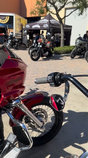 Cobra 2-1 Exhaust, nothing but best! See your local @dragspecialties dealer #exhaust #eldiablo #harley #rideloud #neighborhater #americanvtwin #2lanelife #ride #motorcycle #luggageracks #dragspecilties #rideloud #harleydavidson #indianmotorcycles #racepro #fishtailexhaust | Cobra Engineering