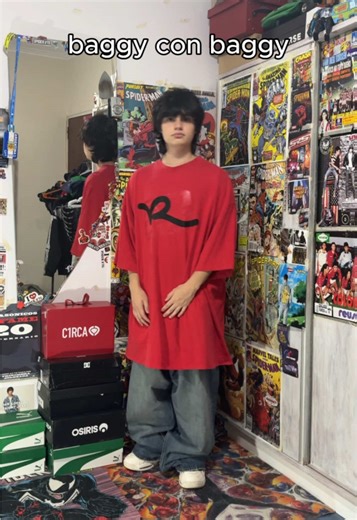 Ropa disponible en ig: @spider.vtgg ‼️ #y2k #y2kfashion #sk8 #vintage #outfit