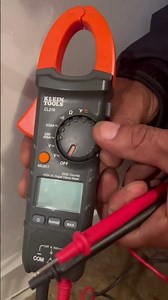 Checking Voltage with a Clamp Meter. #clampmeter #voltage #carpentry (Edit: I meant to say 2/20A~)