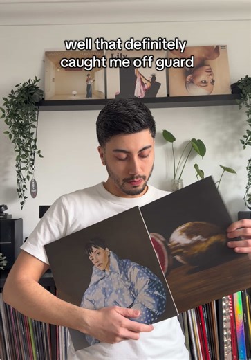 Vinyl packaging is GENIUS @Lily Allen West end girl vinyl record unboxing lily allen