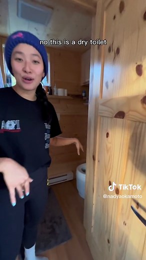 #tinyhouse tour 🏡 our little cozy spot for the weekend… makes me want to build one…