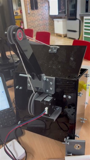 Motor testing of trapdoor