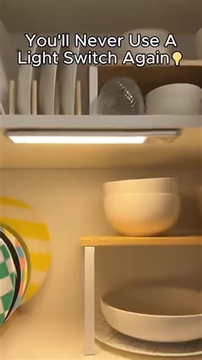 😍 Med denna smarta lampa behöver jag inte gå i mörkret hemma på natten längre! 💡 Mild och icke-bländande ljusstyrka 🏠 Lätt att installera i hela hemmet ✨ Inga hål behövs borras – sparar plats 😊 Perfekt för mina föräldrar och barn! 🎁 ​Black Week-erbjudande: 179 kr​ (was 318 kr) Ange ​🔥CM20​ i kassan! https://www.ohneen.com/products/led-uppladdningsbara | Ohneen