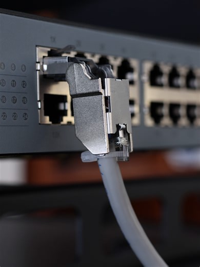 90° Shielded RJ45 Connector for Easier Installs