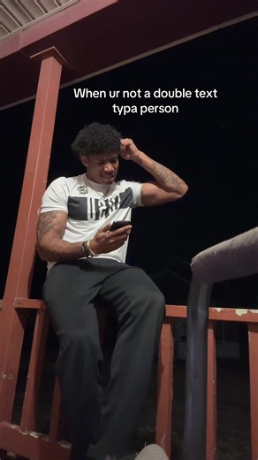 Like it’s so rare if I double text I feel like im just annoying people doing that #relatable #fyp #drake