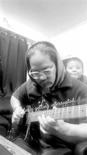 Layla Outro 🎸[interrupted & out-of-tune🙃]