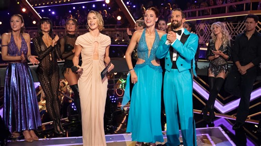 Julianne Hough Shows Up to Support Mark Ballas on Broadway: VIDEO