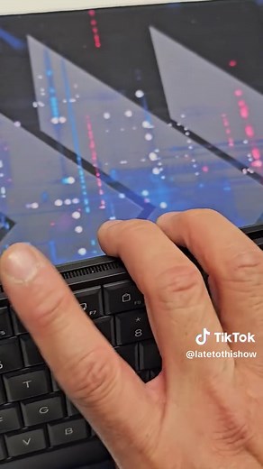 HP EliteBoard G1a: Next Generation AI PC Unveiled at CES 2026