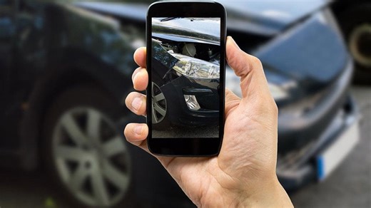 The role of AI in shaping auto insurance