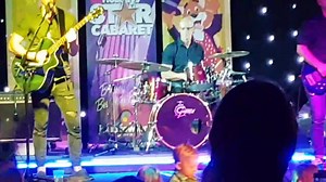 12 reactions | Live at Sandy Glade..... | John Fowler Holiday Parks | Facebook