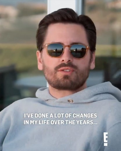 Kris Jenner on Instagram: "Happy Thursday! Make sure you guys tune in to watch a new #KUWTK with us tonight at 8/7c on E! @kuwtk"