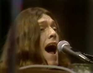 58K views · 5.2K reactions | On this date in 1972, The New Musical Express reported that Jim Gordon and Ric Grech had left Traffic and were replaced by two session players from Alabama's Muscle Shoals Studios - Roger Hawkins and David Hood. Here's the new lineup performing 'Glad/Freedom Rider' at the Santa Monica Civic Center just a few weeks after the announcement. Watch the full video here: https://bit.ly/3nwmFWp | Steve Winwood | Facebook