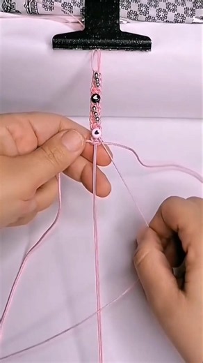 TUTORIAL 👆 String Bracelet with Flat Knots and Beads