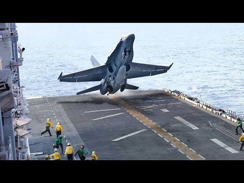 米軍空母の超高速着陸でパイロットが失敗するとどうなるのか
