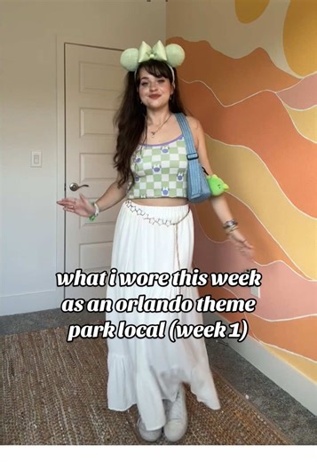 sunshiney life ☀️ going to try to make this a weekly thing!!! 🫶 (did my best to keep my tripod in the same spot all week lol) #themeparkoutfits #disneystyle #universalstudios #disneyoutfits #orlandolife #themepark #themeparkoutfit #universaloutfits