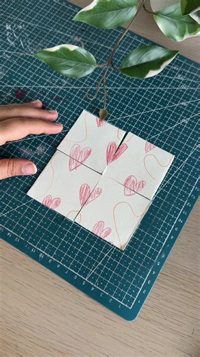 How to Design a Seamless Pattern for Fashion