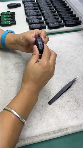 🔑 Passive smart glass cabinet locks are here! One key can control 10,000 cabinets.