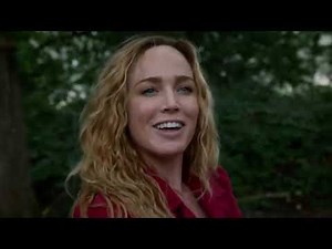 White canary fight scene