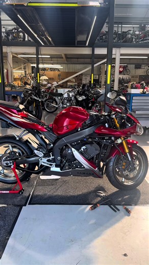 A new arrival to the showroom: a 2005 Yamaha YZF-R1 🏍️ With only 5,000 miles on the clock, it’s come out looking almost brand new 👌 #yamaha #yamahar1 #motorcycle #bikelife #bikelover