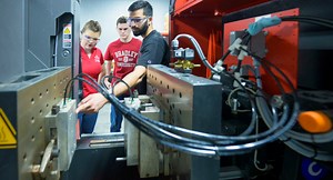 T-Mobile's 5G Hybrid Mobile Network Powers Bradley University's Digitally Connected Campus Initiative