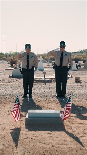 Deputy Ed Smith died in the line of duty on this day in 1948. Recently, the Pinal County Sheriff’s Office learned that he did not have a gravestone. PCSO purchased one, and it was placed on Friday. End of Watch: Deputy Ed Smith was shot and killed on Aug 3. 1948 by a man who had escaped from the Pinal County Jail the day before. Deputy Smith had gone to the Joe Lewis Heights area in Eloy to look for a subject who had escaped the day before. As he reached the door of the Dandy Tavern, the subject