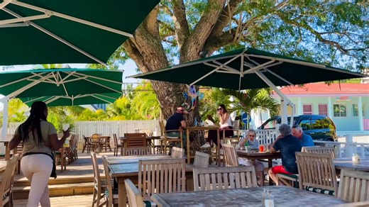 82K views · 1.7K reactions | Made it to Eleuthera! So relaxing  | Lisa Robertson | Facebook