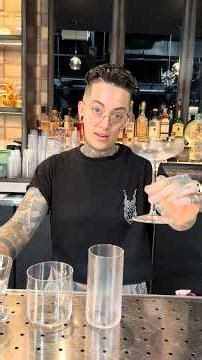 How to serve a cocktail